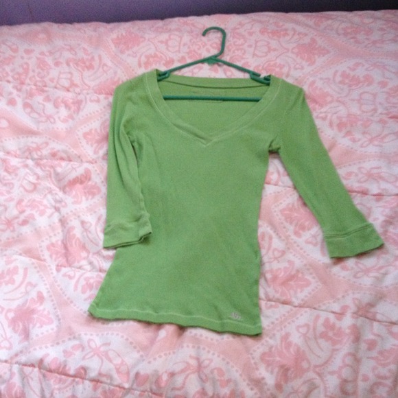 Green Aeropostale 3/4 sleeve shirt