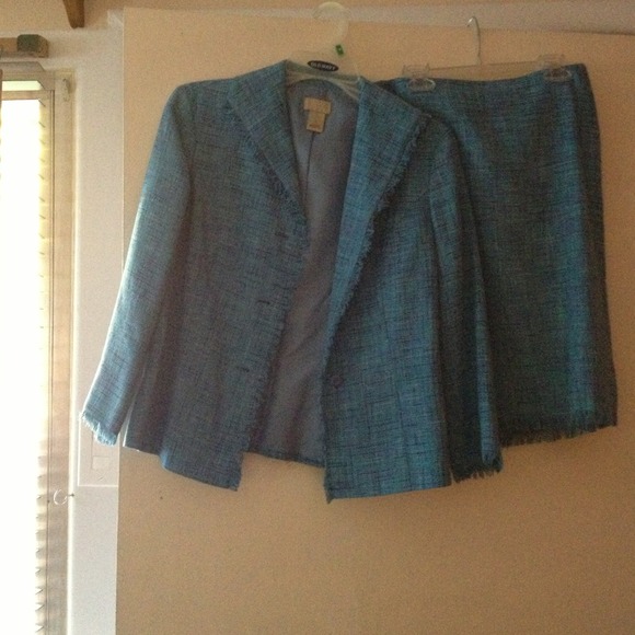 Stunning blue business suit