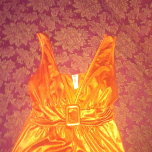 Top - Picture 2 of 2