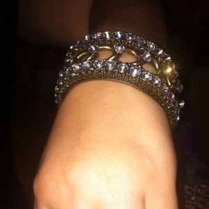 BeBe bangles