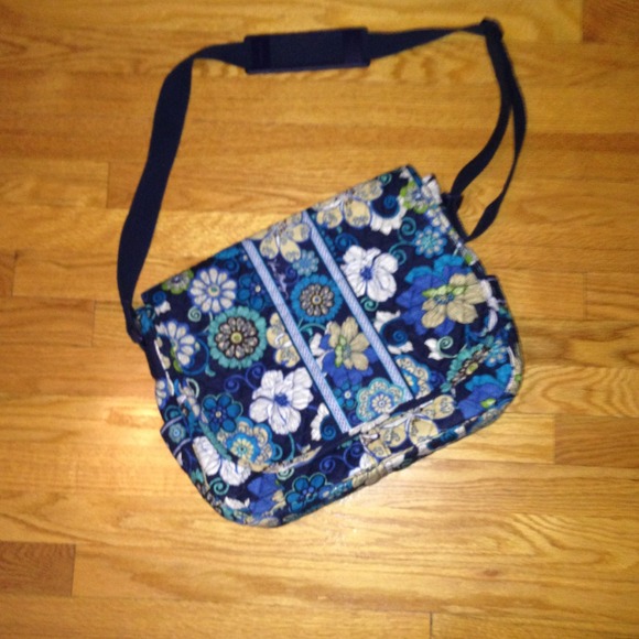Vera Bradley Messenger Bag