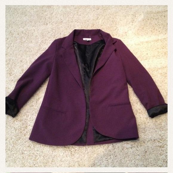 urban outfitters plum blazer