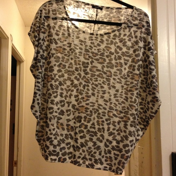 Cheetah print top