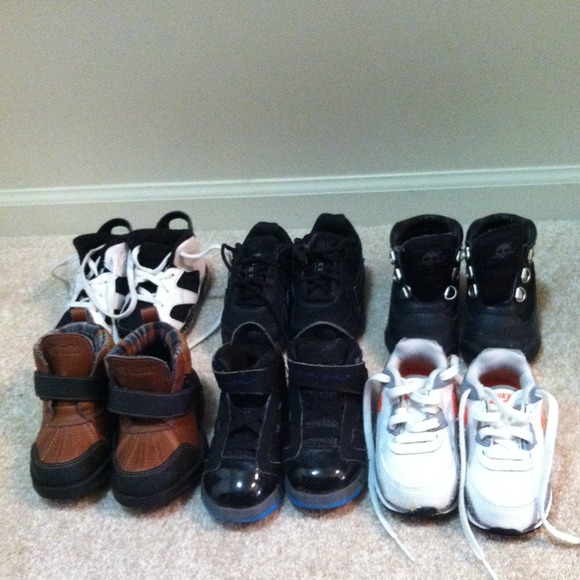 Boys shoes size 6 infants - Picture 2 of 4