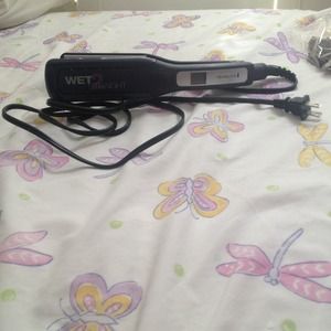 wet 2 straight hair straightener