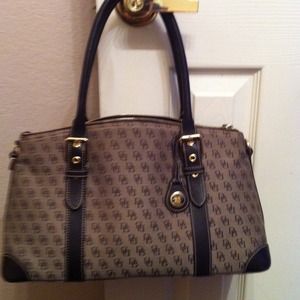 Dooney and Bourke Purse
