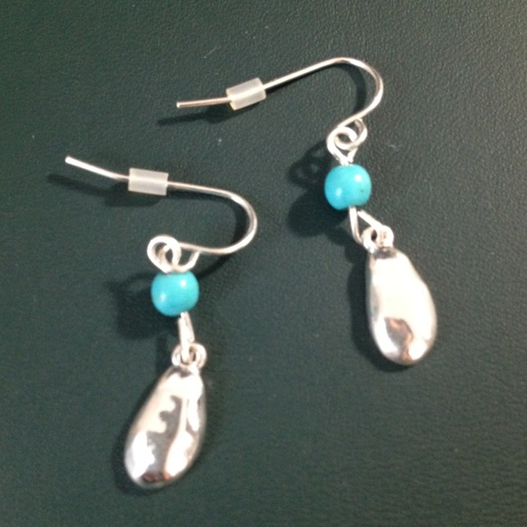 Silver/turquoise wire earrings