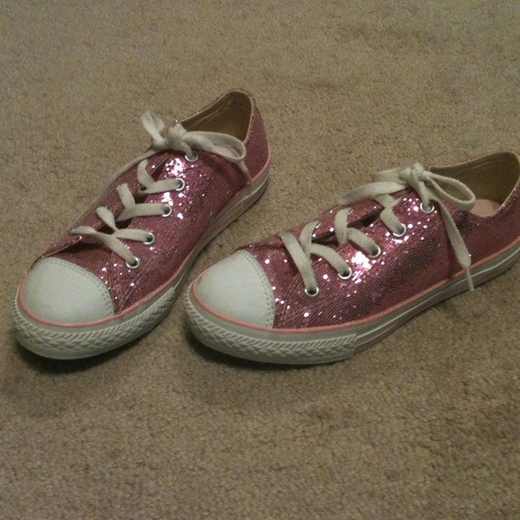 💖 Converse Sneakers 💖
