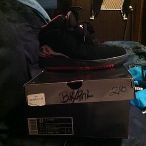 ✨Jordan✨👣Yes I'm still here.👣