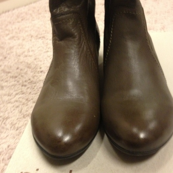 SOLD!!! Knee high leather boots