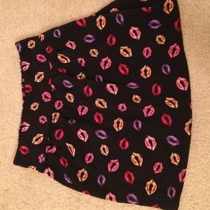 🙏Reduced🙏Skirt with lips