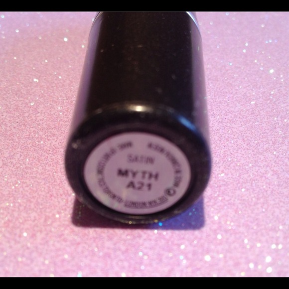🌺SOLD🌺 MAC Myth lipstick! (Authentic) Used. - Picture 2 of 2