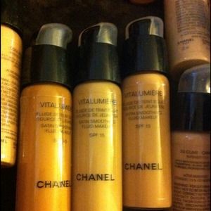 Chanel foundation (authentic)