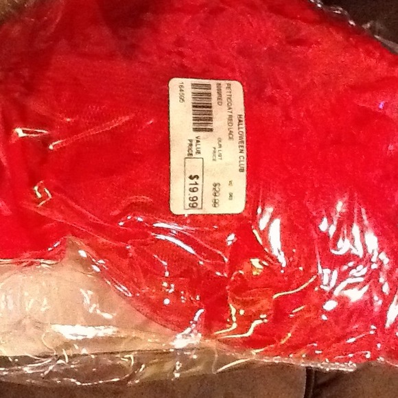 Petticoat - Picture 2 of 2