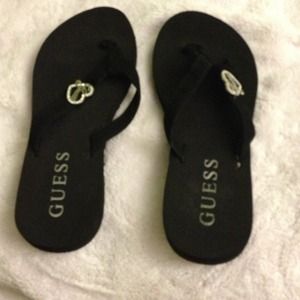 💫Reserved💫Guess sandals