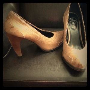 Envy western pumps!!!