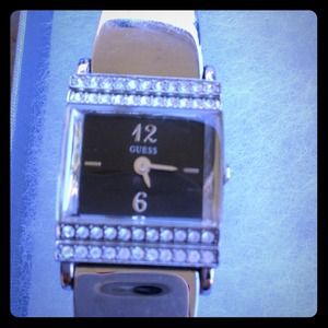 ❌SOLD/BUNDLED❌GUESS watch