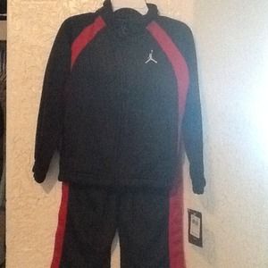 Little BOYS Jordan jump suit