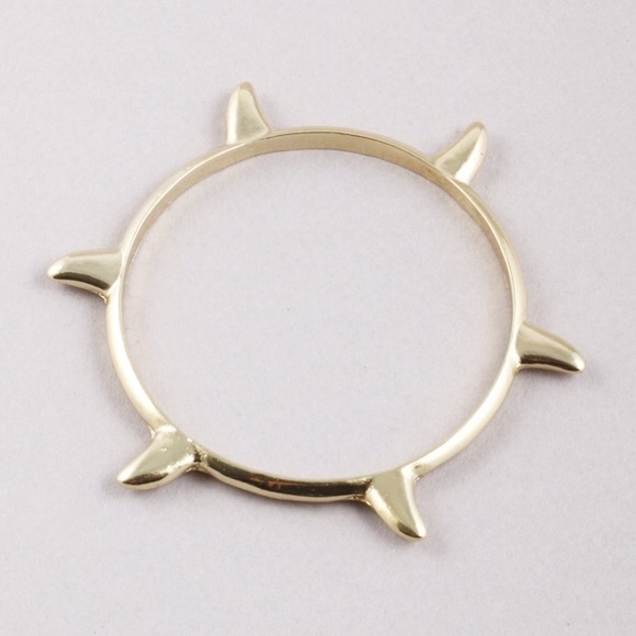Chic thorn bangle bracelet!