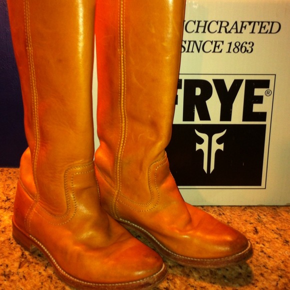 Caramel colored Frye leather knee-high boots-sz. 6