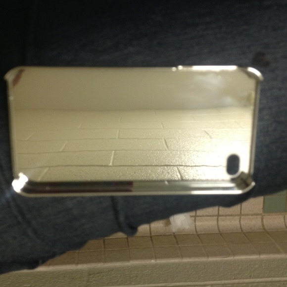 iPhone case - Picture 2 of 4