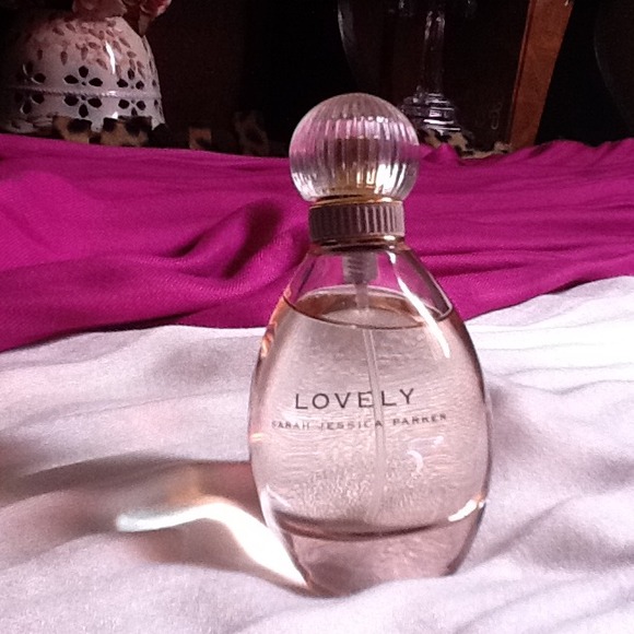 Sarah Jessica Parker Other - Lovely perfume by Sarah Jessica Parker