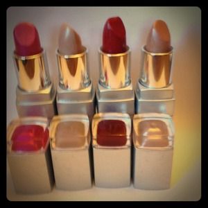 🔴SOLD🔴BRAND NEW!!Lipsticks