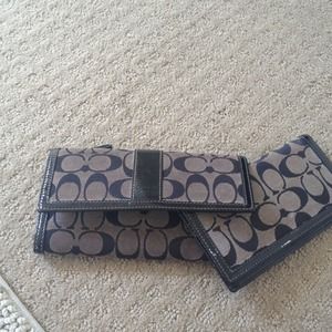 Coach wallet with checkbook black and gray