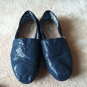 Black sparkly Toms