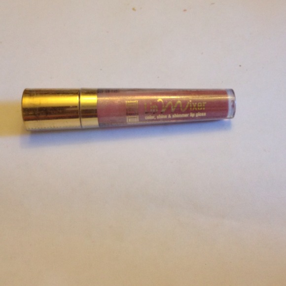 🔴SOLD🔴BRAND NEW!!! Milani lip mixer - Picture 2 of 3