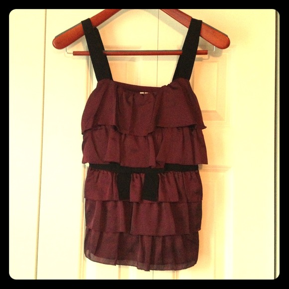 **SOLD** Dark plum ruffled top