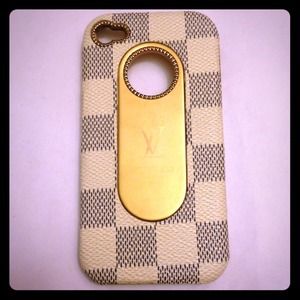 Iphone 4/4s LV case