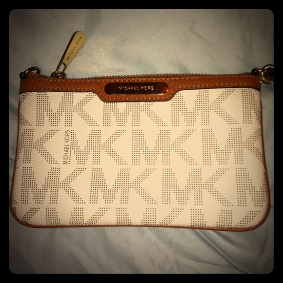 Michael Kors Wristlet