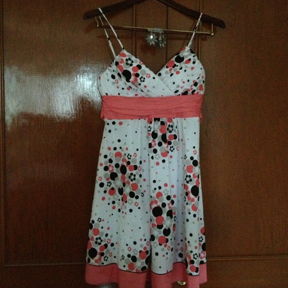 Cute dress+free earring