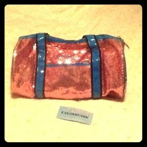 FYDELITY MANIC STEREO GYM BAG!NEVER USED w/ tags!