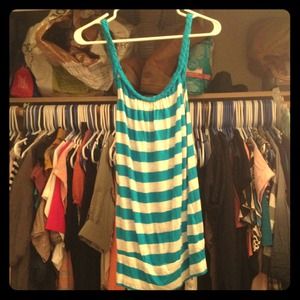 Blue/white spagetti top