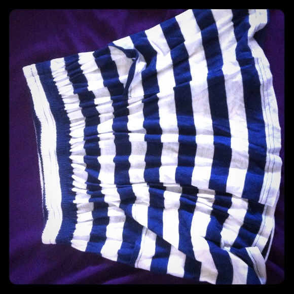 SOLD Blue & white striped skirt with pockets