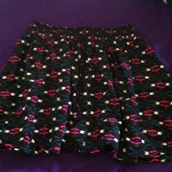 Tribal print skirt