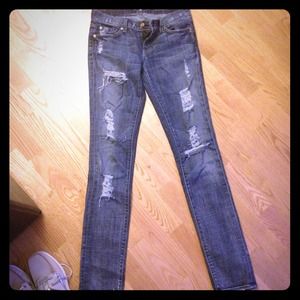 7 For All Mankind 'Roxanne' Skinny Jean Size 25