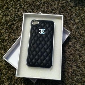 A Chanel I phone 4 case just got it brand new