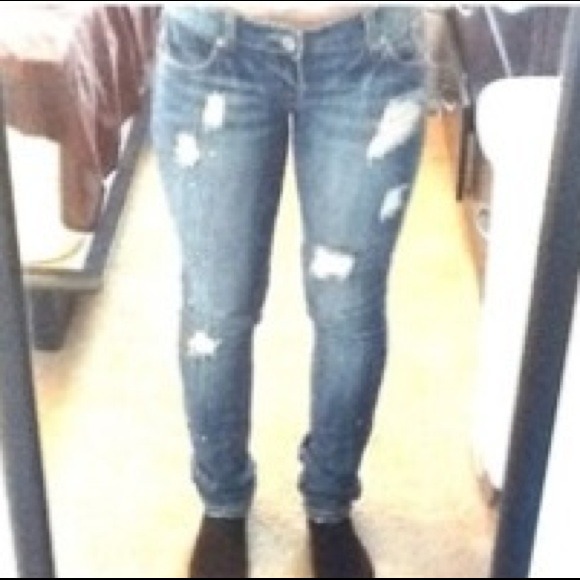 ❌SOLD❌Almost Famous Jeans