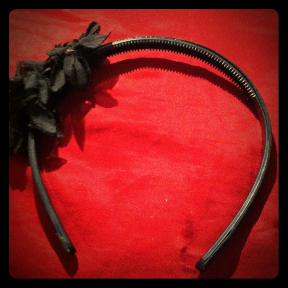 Black flower headband
