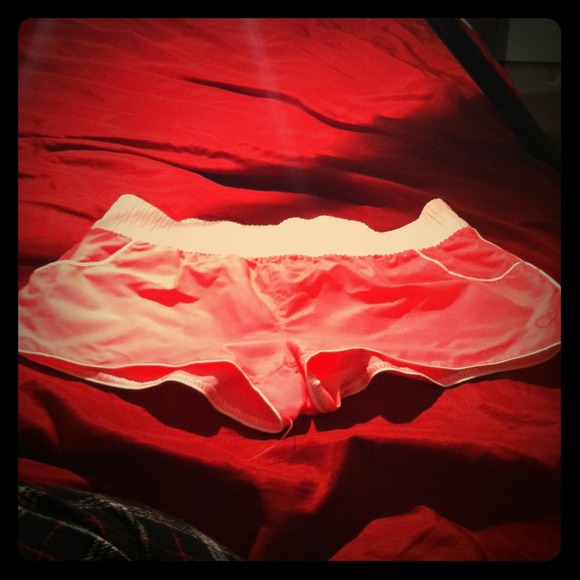 Small salmon colored Sophie's