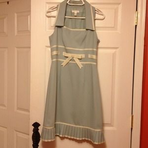 Classy pleated dress with ribbon detail