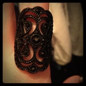 Black vintage ring