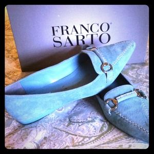 Light blue suede flats.