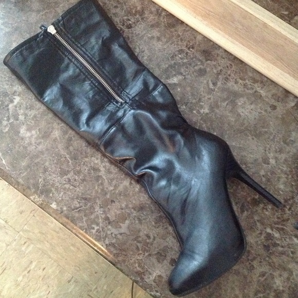 Traded - Picture 3 of 4