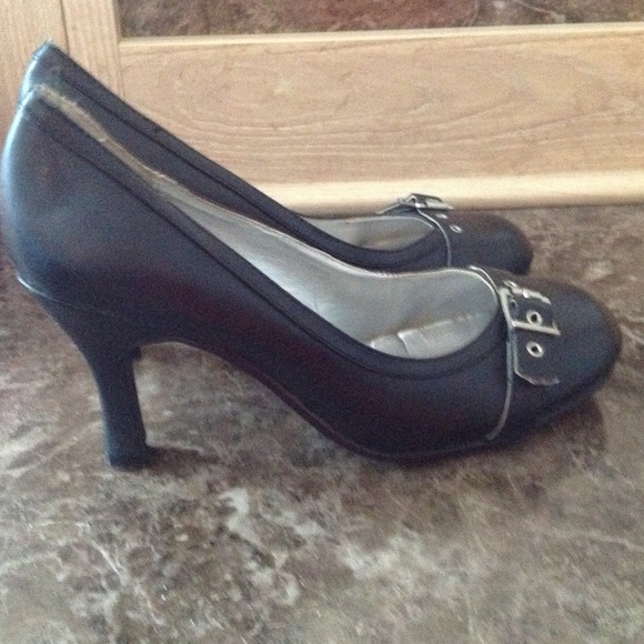 Rampage - Picture 2 of 3