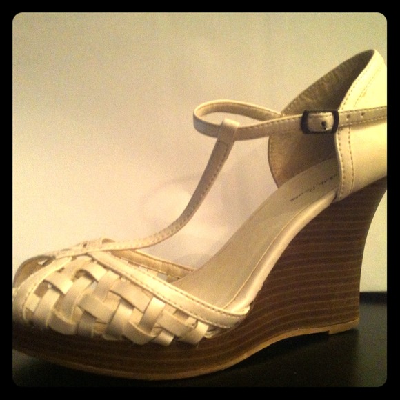 Sold**** Comfortable fashion!