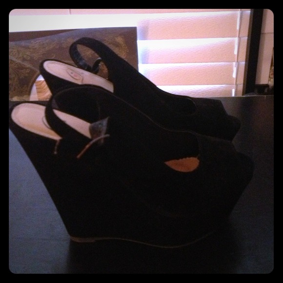 Black shoes sold